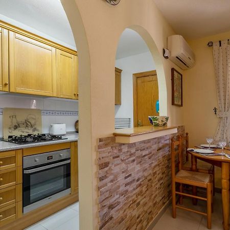 Heads 2 Holiday Homes Apartment Villamartin  Exterior photo