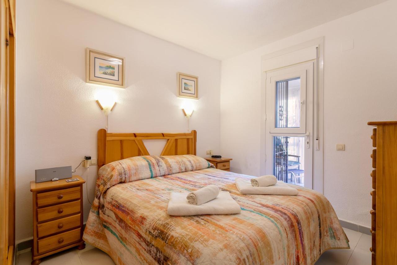 Heads 2 Holiday Homes Apartment Villamartin  Exterior photo