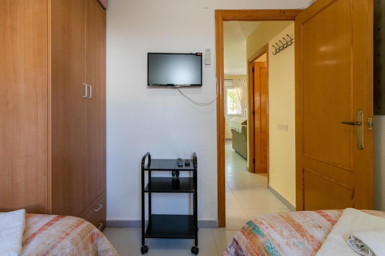 Heads 2 Holiday Homes Apartment Villamartin  Exterior photo